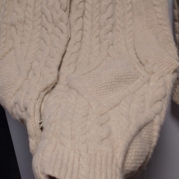 Exquisite Cream Knit Guinevere Cardigan Sweater 100% Lamb Wool Winter Wonderland - Picture 5 of 15